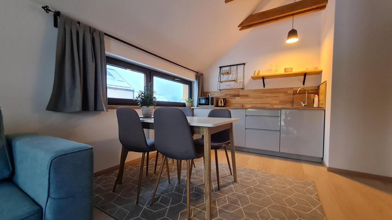 Apartmany Zamecka ยีเลมนิเซ ภายนอก รูปภาพ