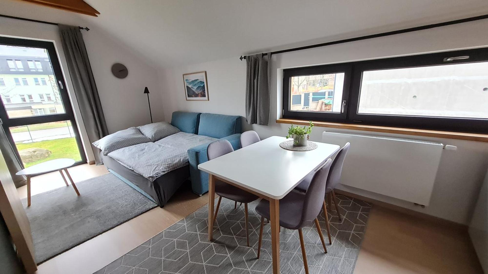 Apartmany Zamecka ยีเลมนิเซ ภายนอก รูปภาพ