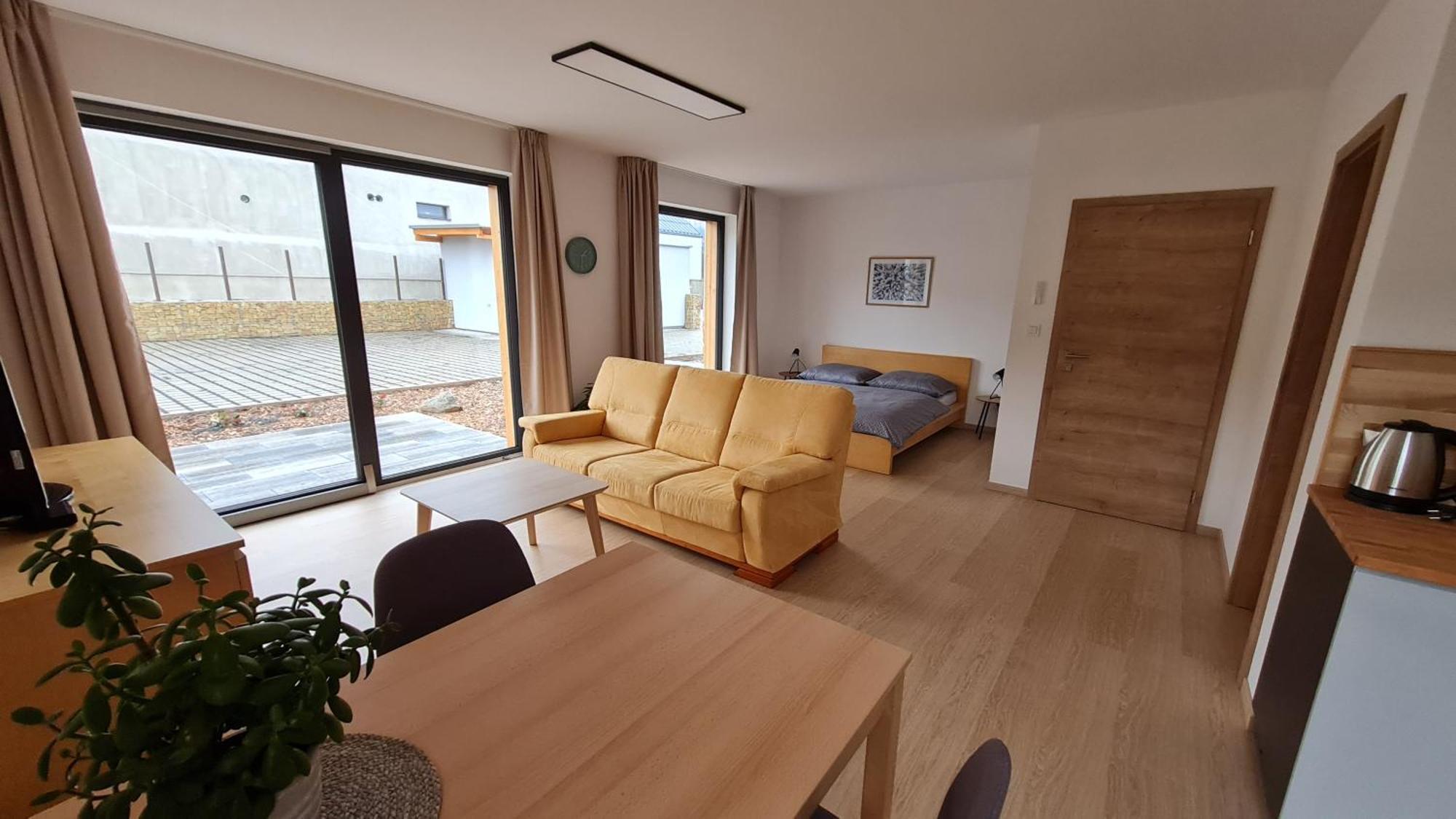 Apartmany Zamecka ยีเลมนิเซ ภายนอก รูปภาพ
